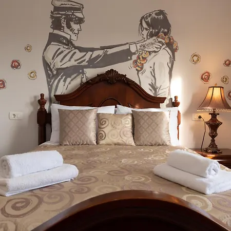 Metropole Luxury Couette-café Split