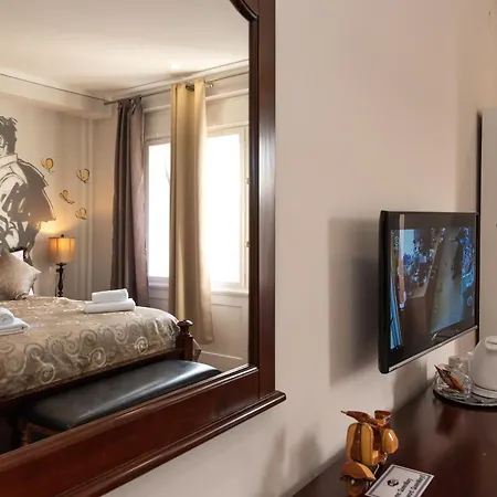 Metropole Luxury Готель типу 