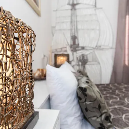 Couette-café Metropole Luxury 4*