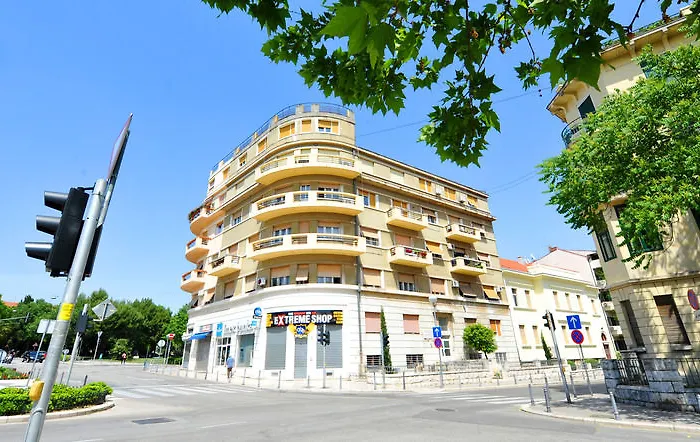 Metropole Luxury 4* Split