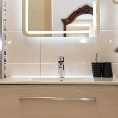 Bed and breakfast Metropole Luxury