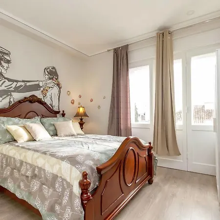 Metropole Luxury Alojamento de Acomodação e Pequeno-almoço 4*