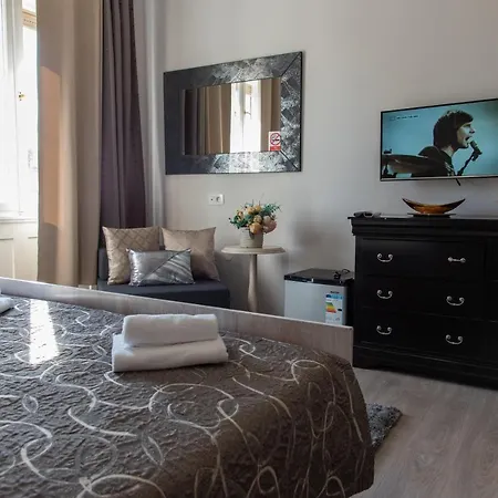 Metropole Luxury Bed & Breakfast