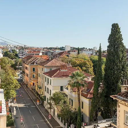 Metropole Luxury Bed & Breakfast